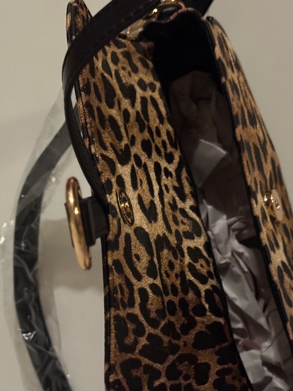 Cheetah Faux Leatber Saddle Bag in Brown/Black with gold Hardware | NWT - Picture 8 of 9